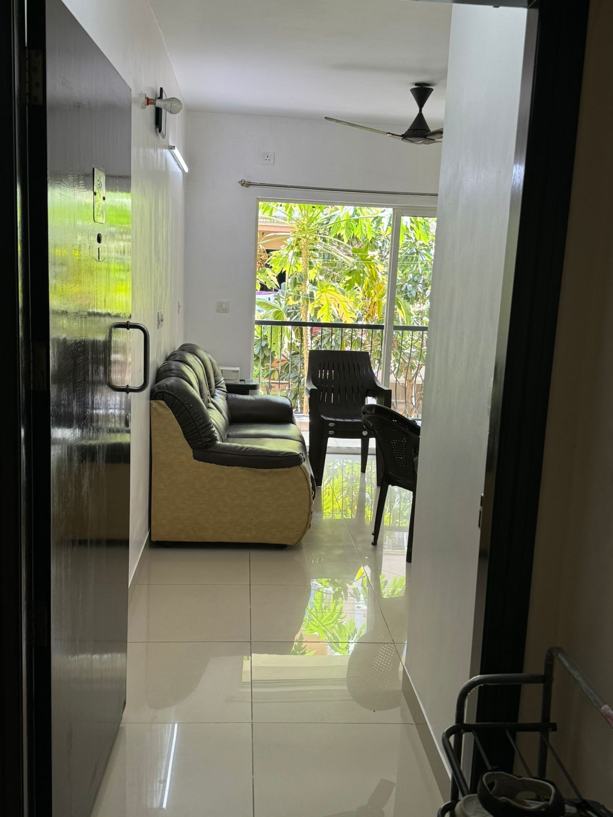 2 BHK Fully furnished with covered car parking 3