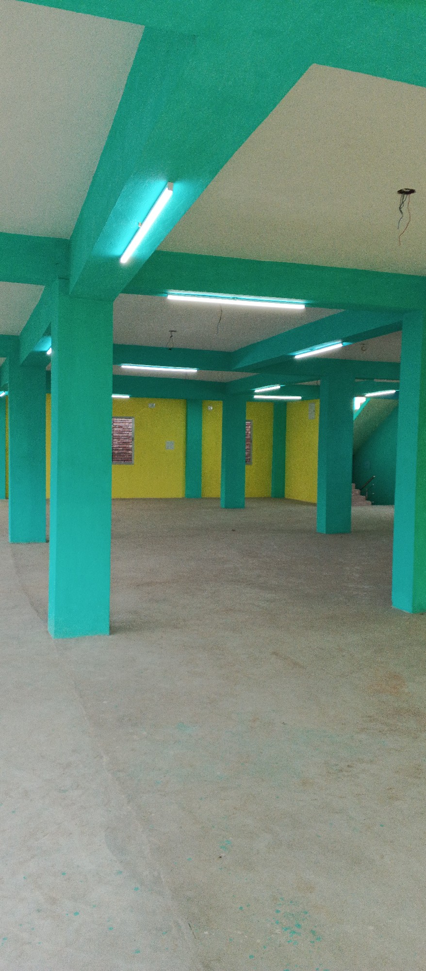 Big offer . For renters in 1 st floor 3