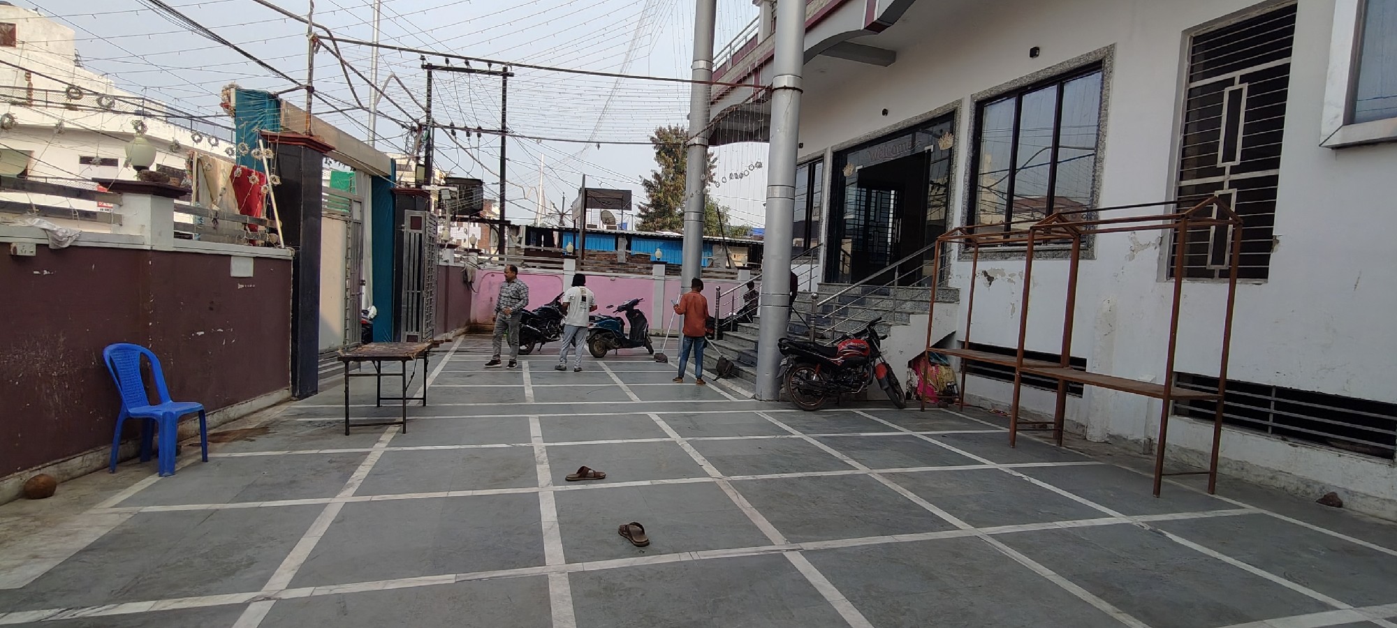 1850 sq feet office space for rent in george town rent 75 k negotiable 2