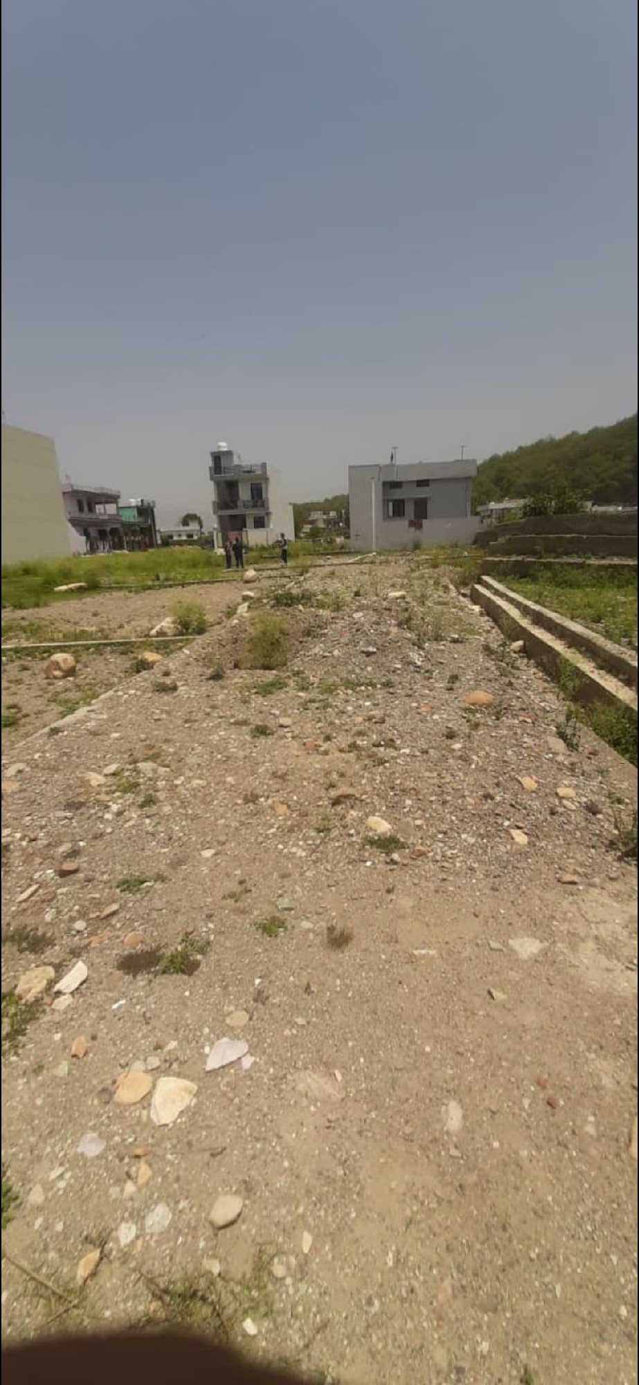 Plot for sale daudwala, sainik colony, lane no 5 ,mothrowala ,dheradun 109 ghaj . Type: Residential Plot – Single Owner, Registry Clear Road: 18ft wide approach road .Facilities: Electricity, water line available Nearby: School, market, hospital, and main road at walking distance. Beautiful location in Dehradun city limits – perfect for residential use or long-term investment.