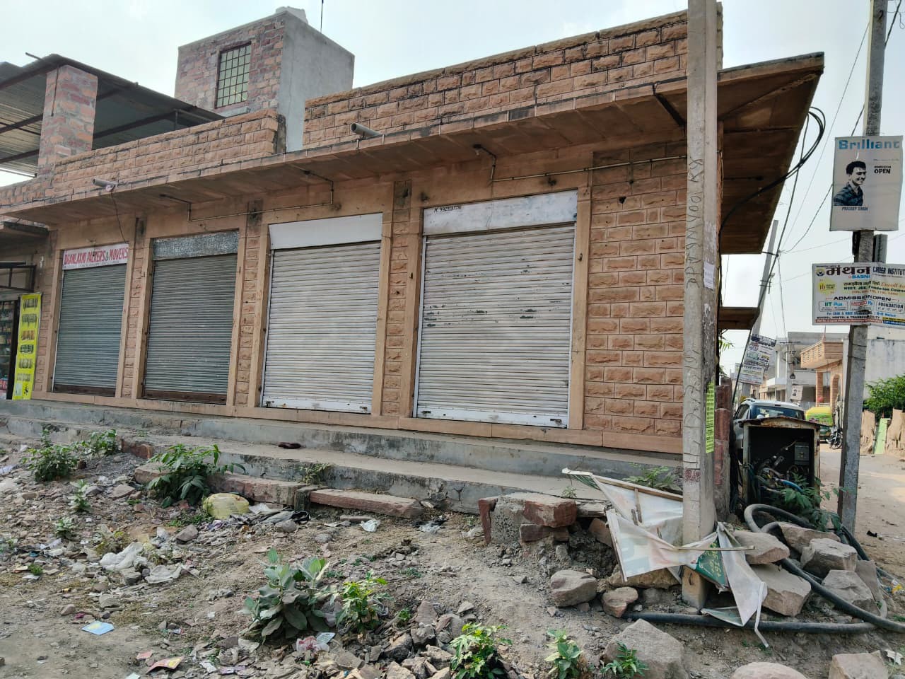 house with 4shop for sell in jodhpur