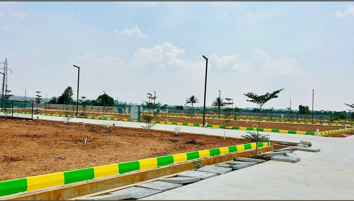 RERA REGISTERED Sites/Plots for sale in mulabaglu NH-75 2