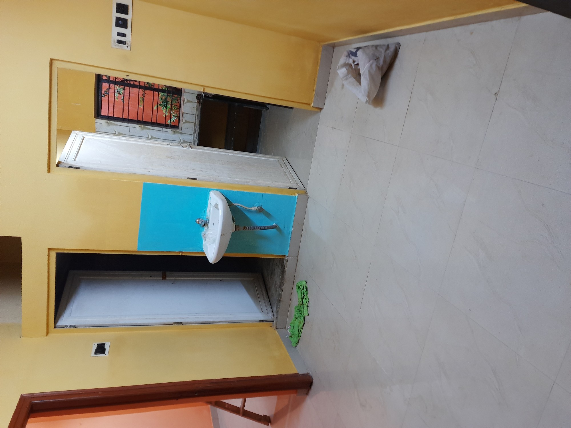 2bhk flat on RENT in Behala