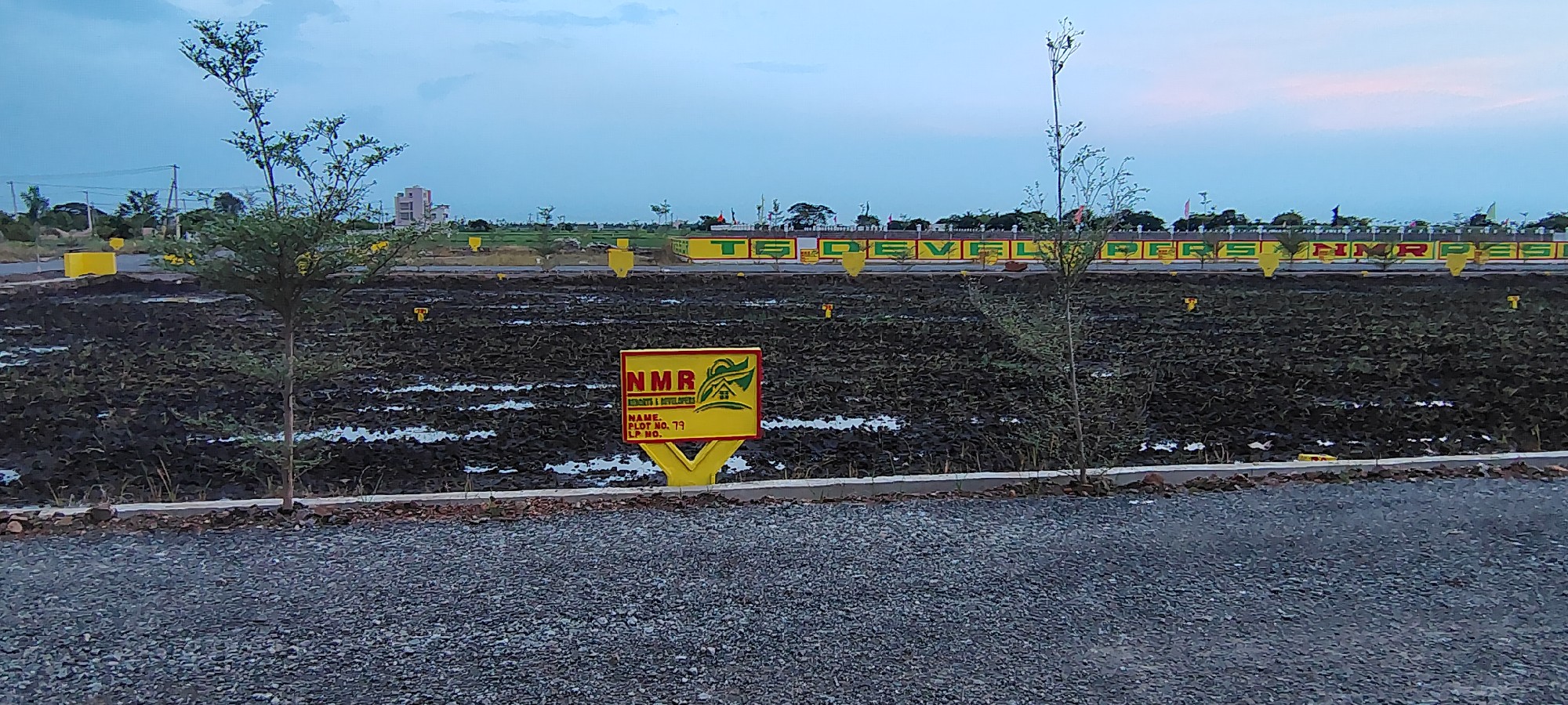 PREMIUM PLOTS FOR SALE IN PEDAOGIRALA VILLAGE 3