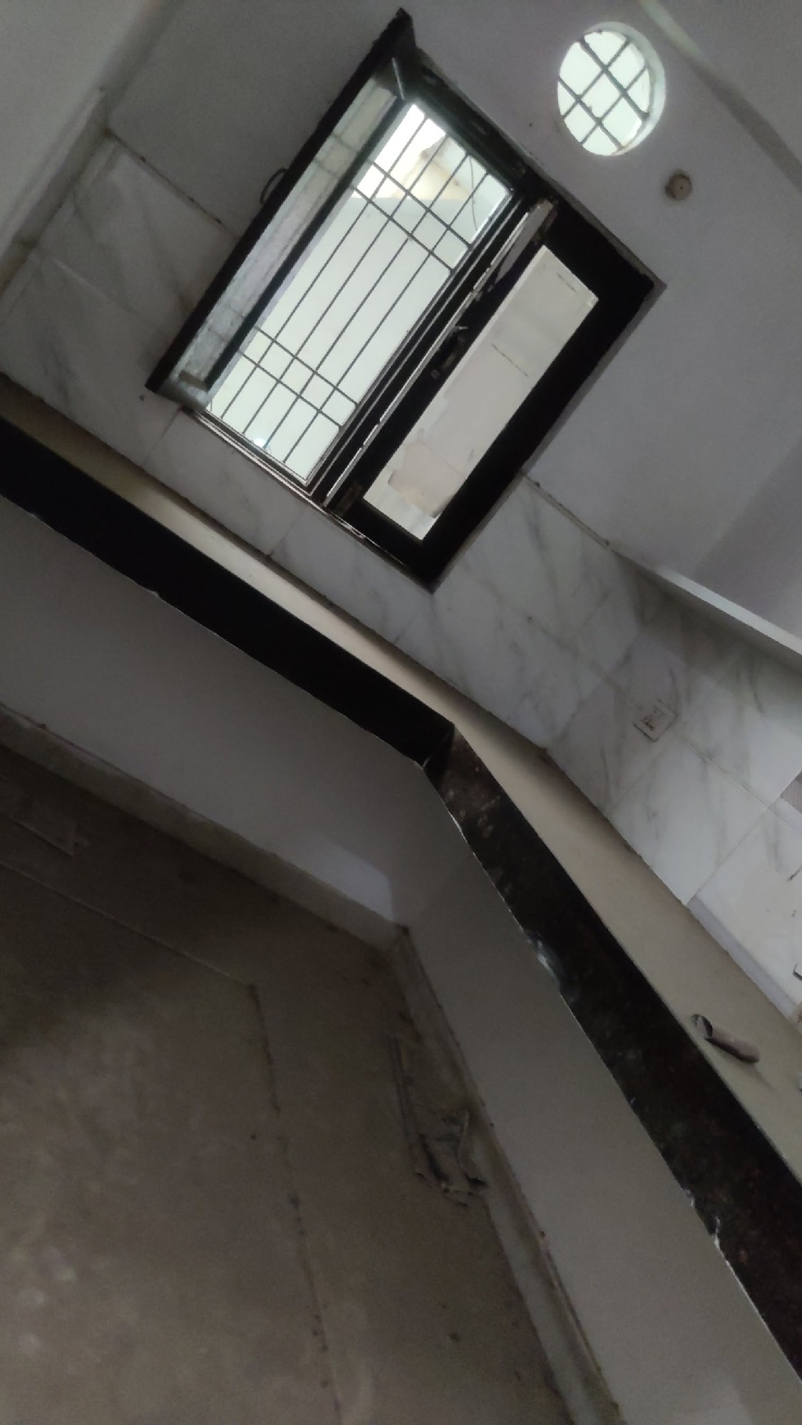 1bhk for rent near railway station 2