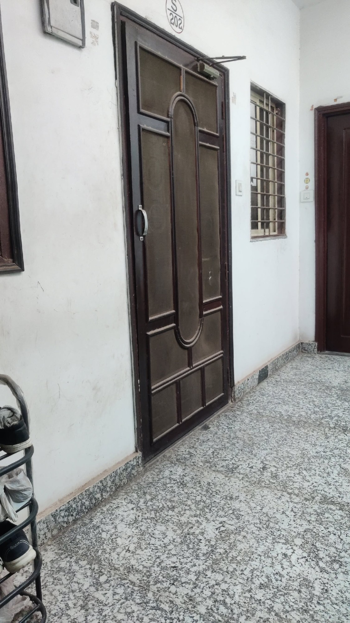 1bhk for rent near railway station
