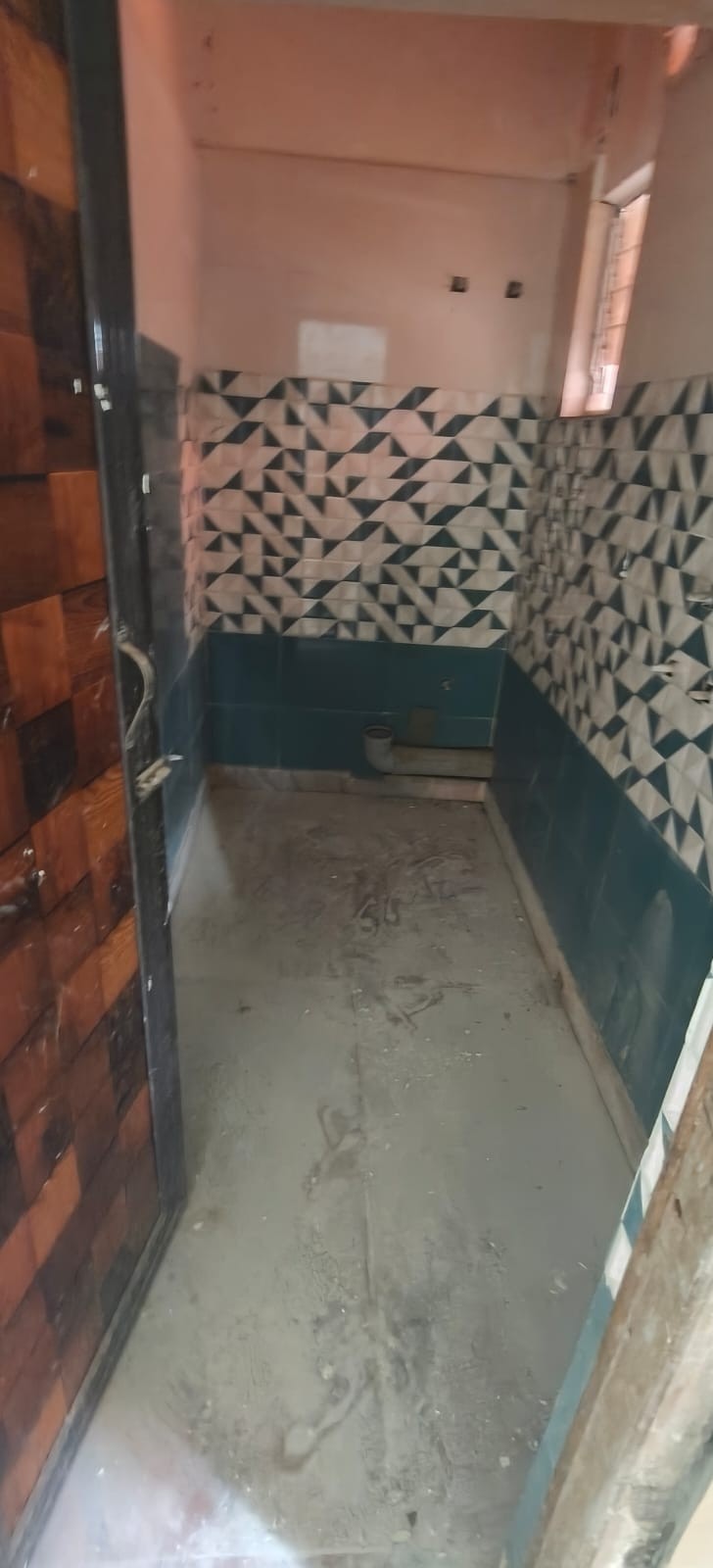 Spacious 3BHK | 1km for Airport 1 No. | Wide Road | High Area | No Brokerage 3