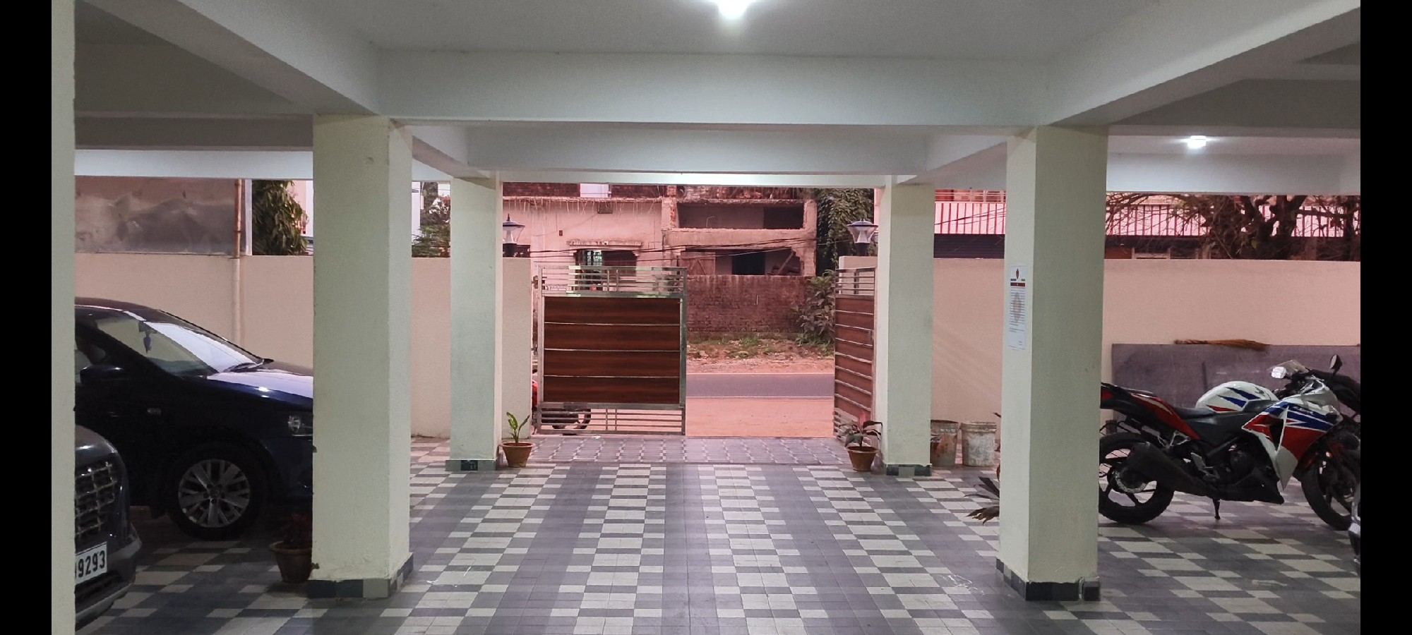 Irc Village N3 vip area appartment