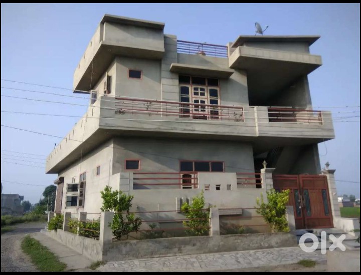 Three Side Open Park Facing Kothi