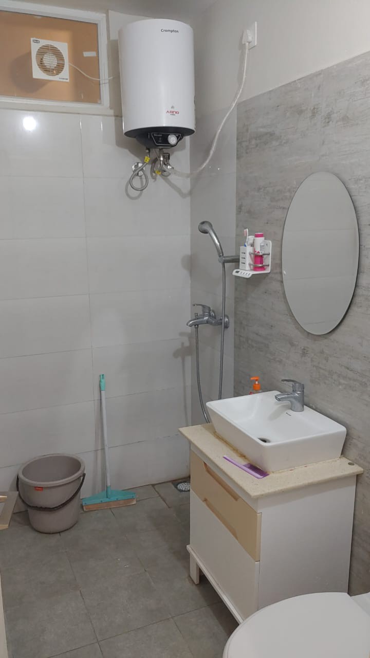 3 BHK fully furnished flat available for rent immediately 2