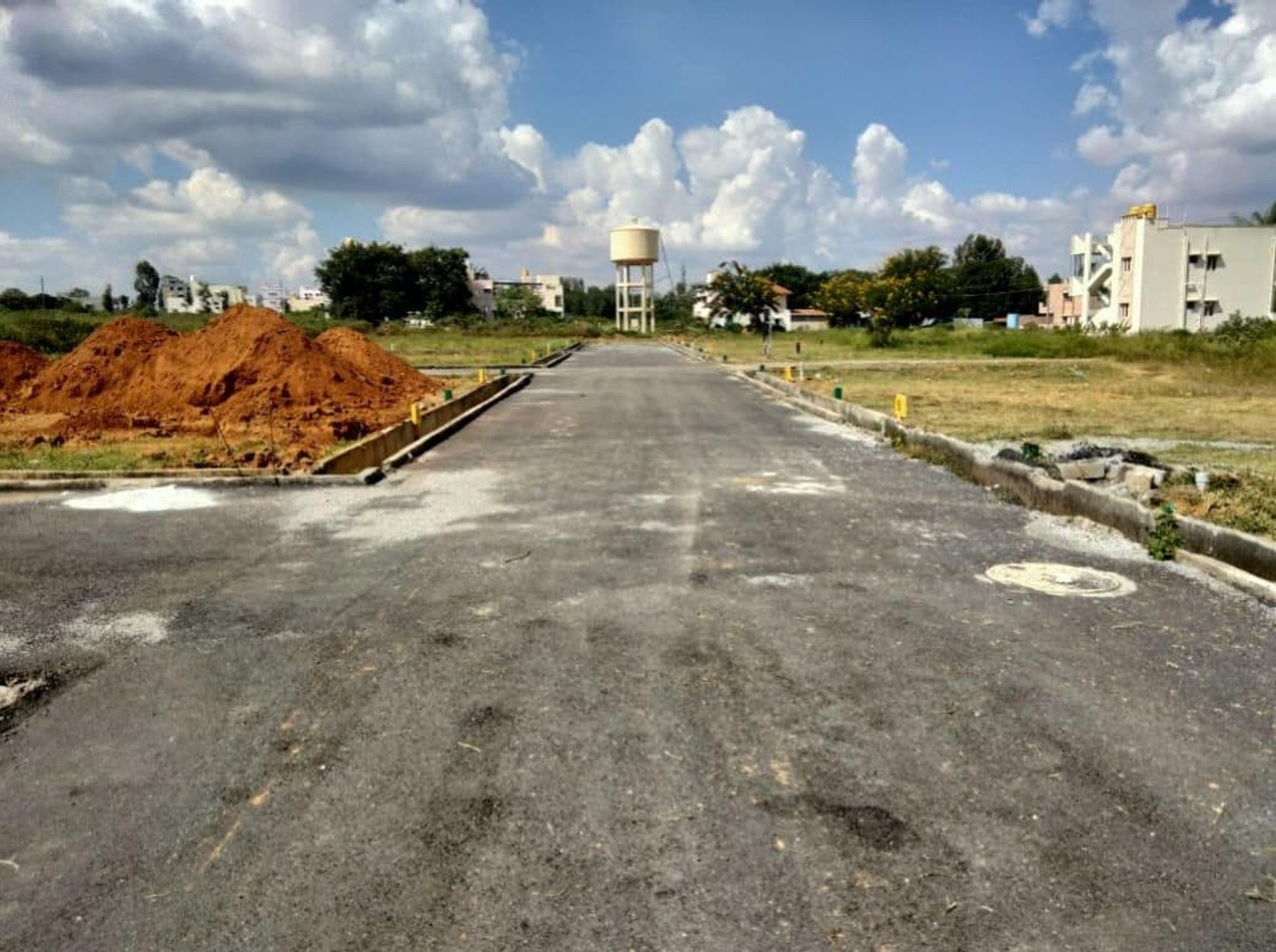 Residential Plot for Sale in JIGANI, Anekal, Bidadi, Sarjapur, Chandapura, Bannerghatta, Hoskote... 2