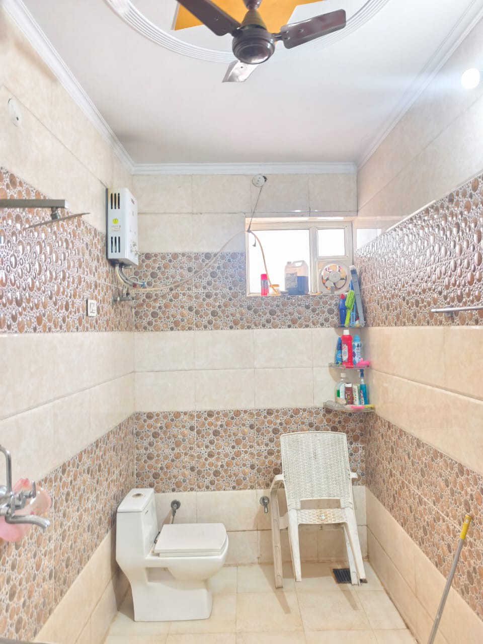 250 gaj property hai 2