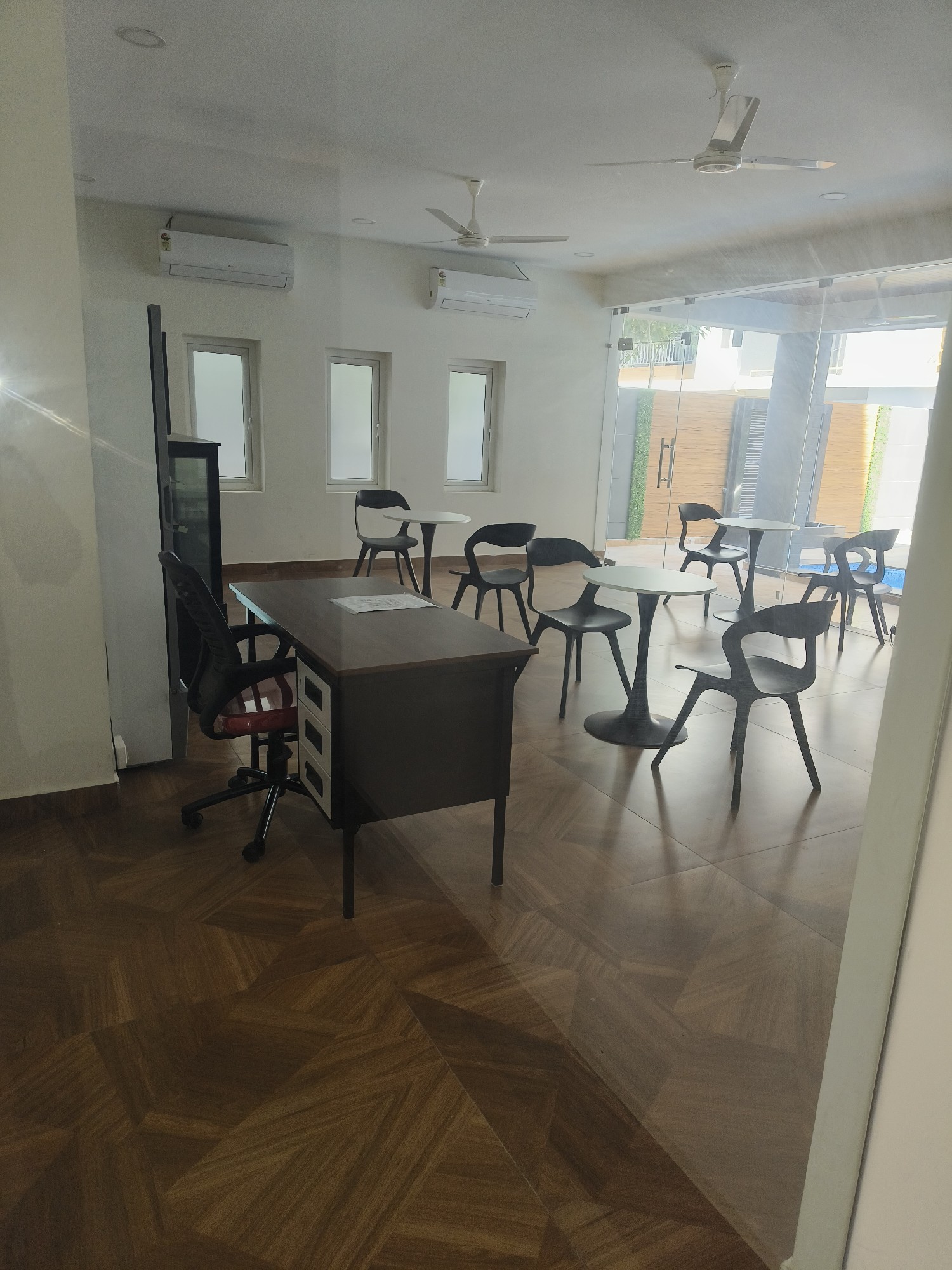 2250 sft 3bhk flat for sale with furniture at Bharathi Nagar 3