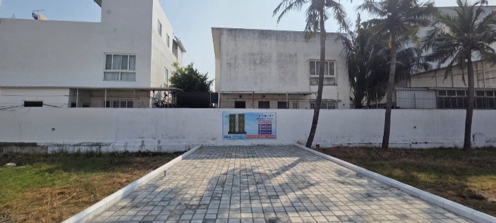 Premium villa plots in ecr 2