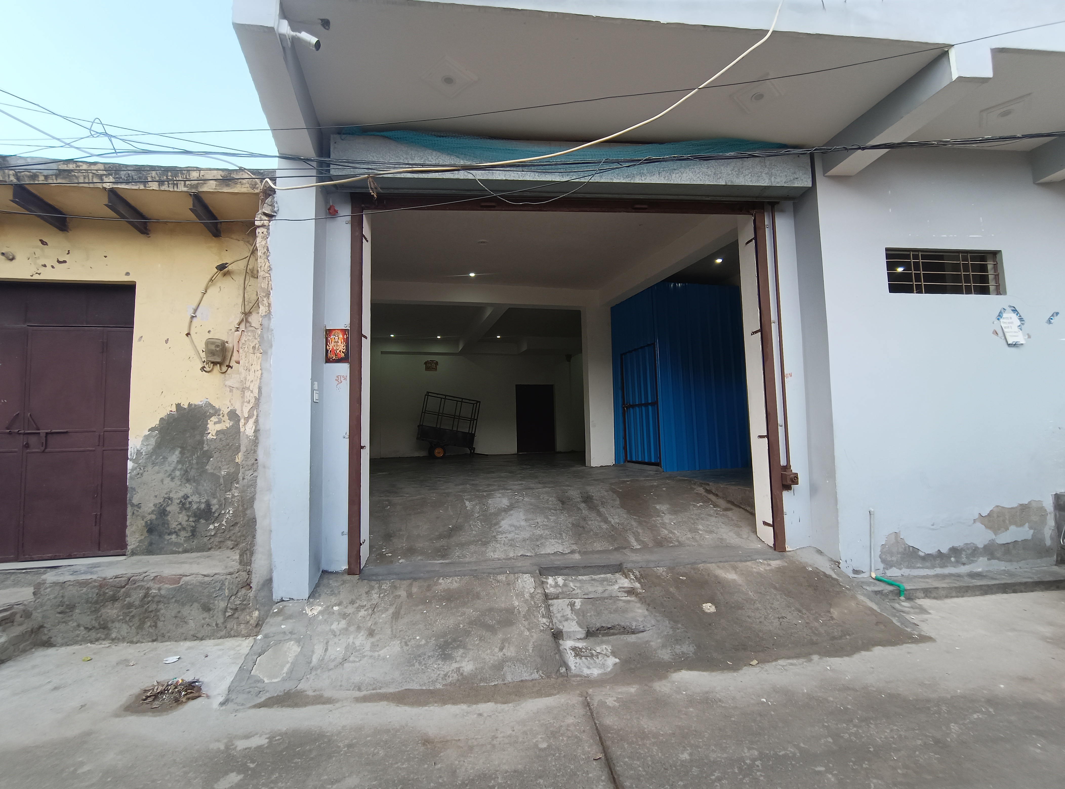 godown like a mini storage