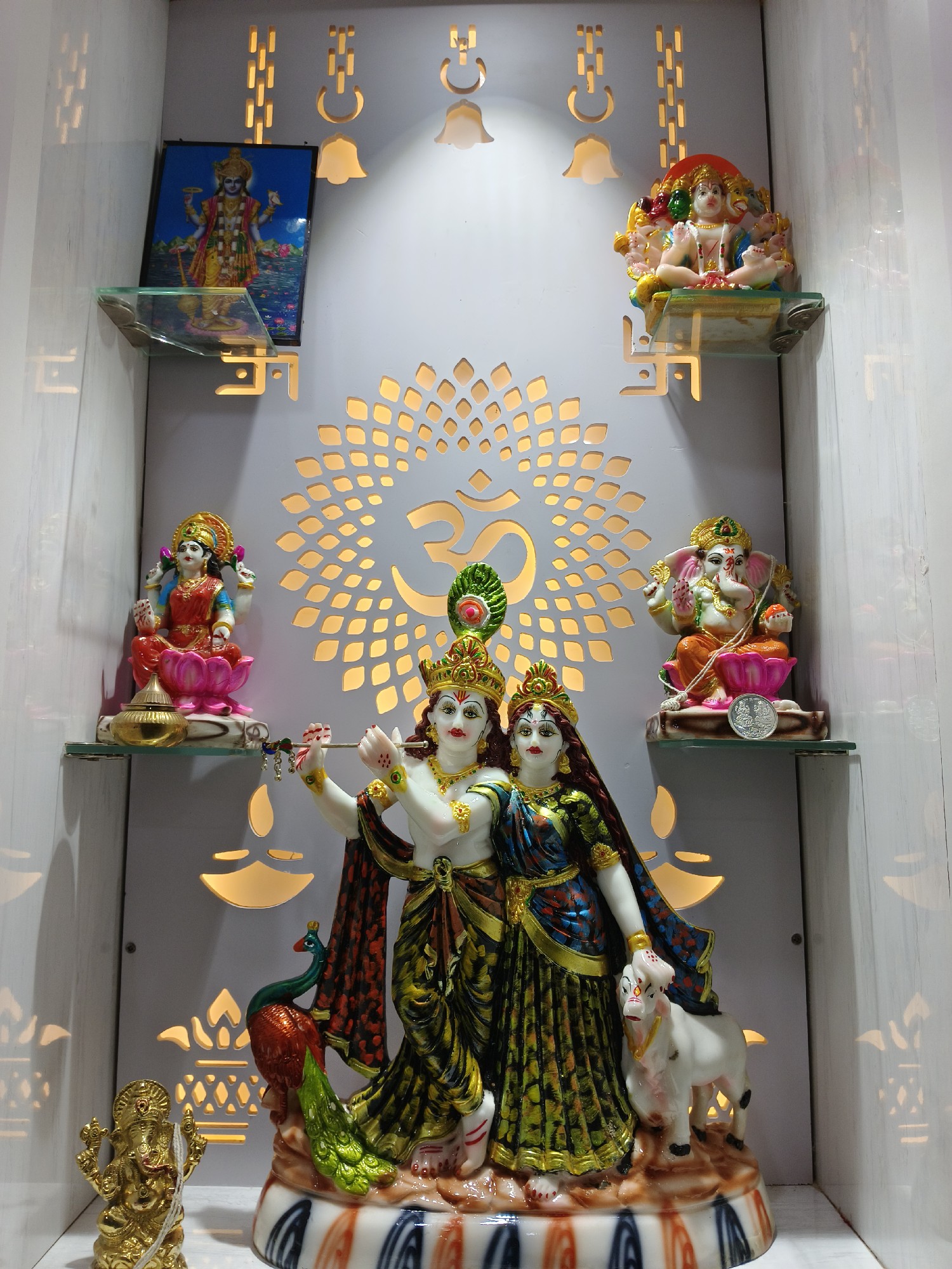 2BHK full furnished near to Sealdah