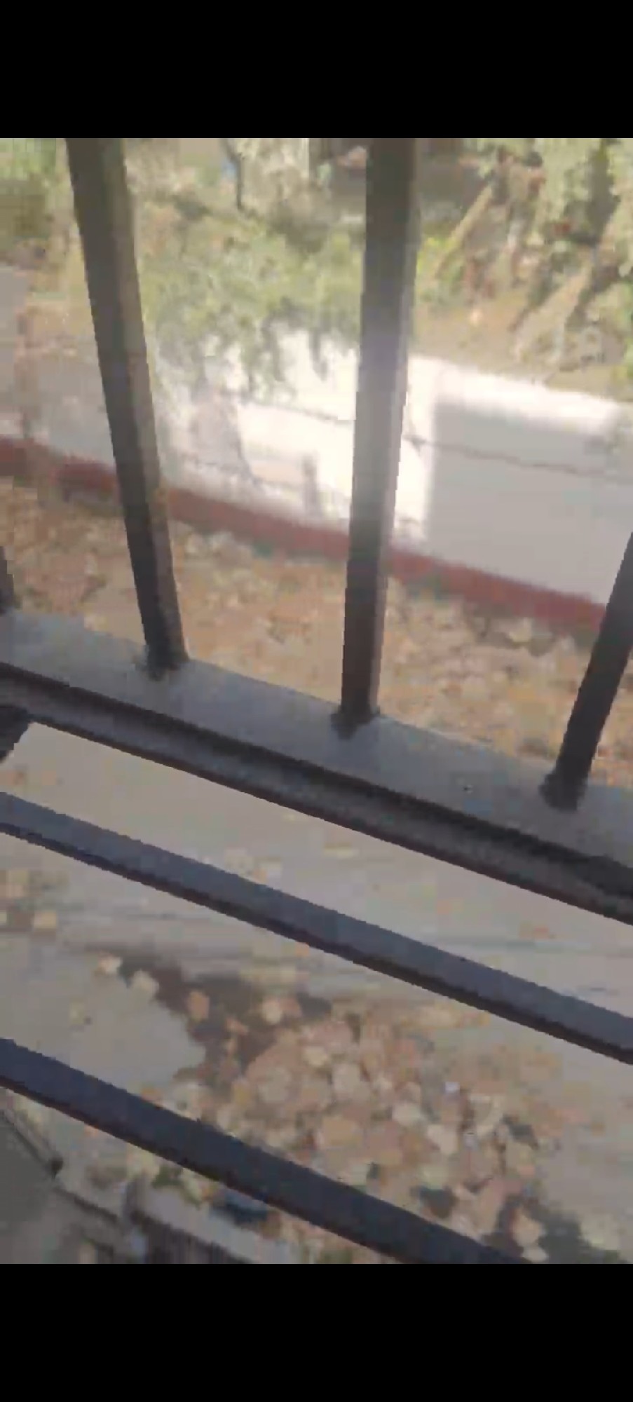 35 lakhs 700 sq 2bhk flat varanasi