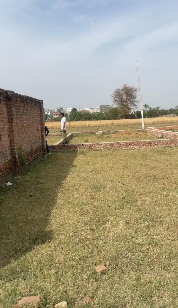 Lucknow ayodhya road Kalika haveli restaurant near 3