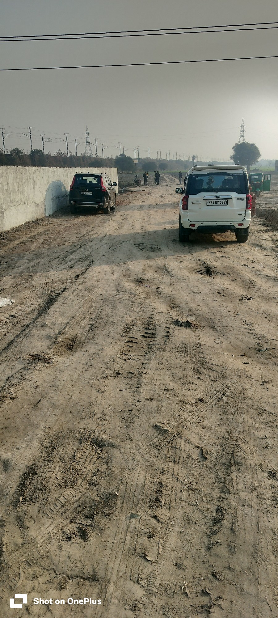 faridabad ki premium location par plot and formhouse available 3