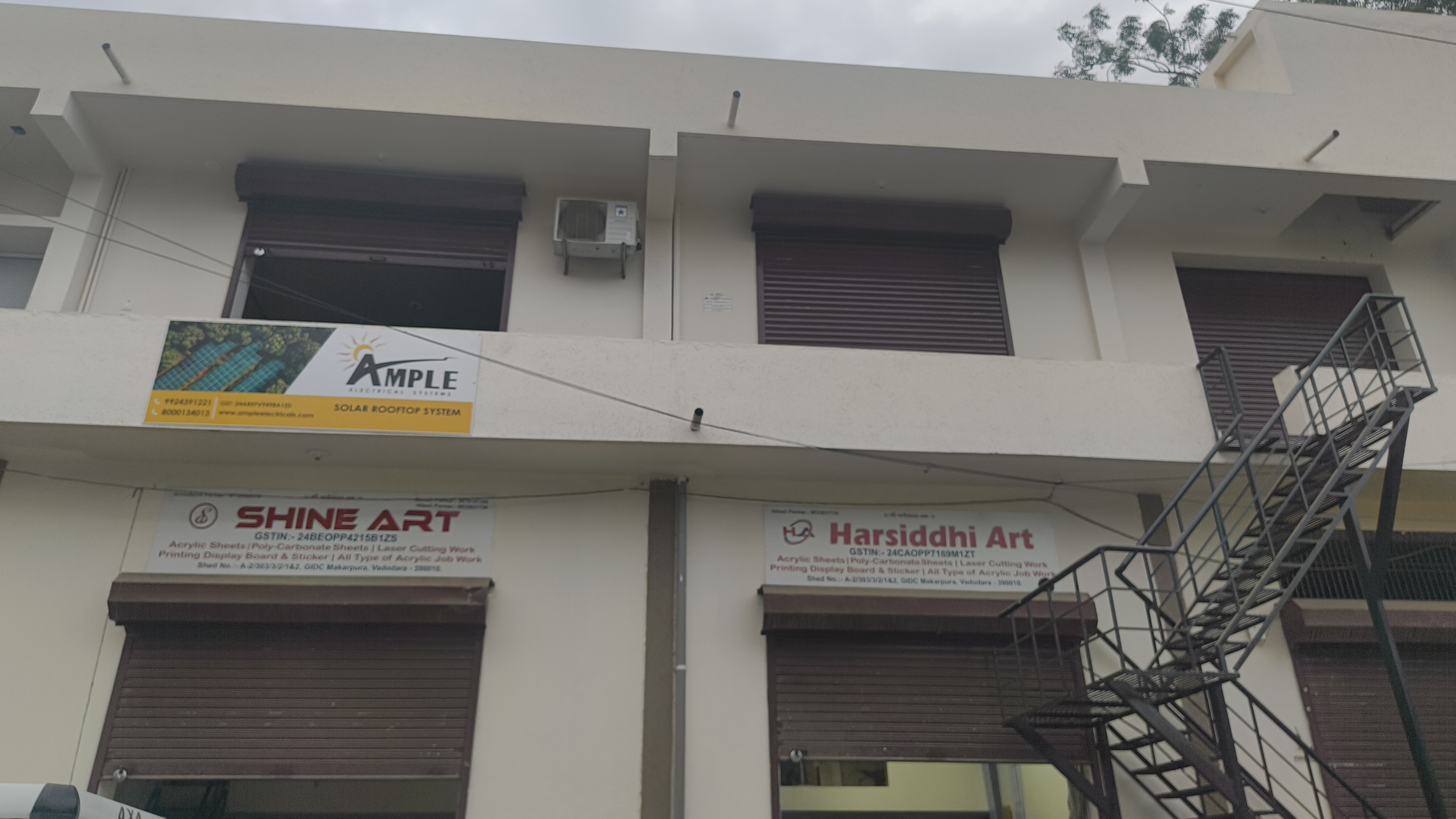 Office/small manufacturing Space for Rent 1st Floor Commercial Property for Rent – mob-9586624994