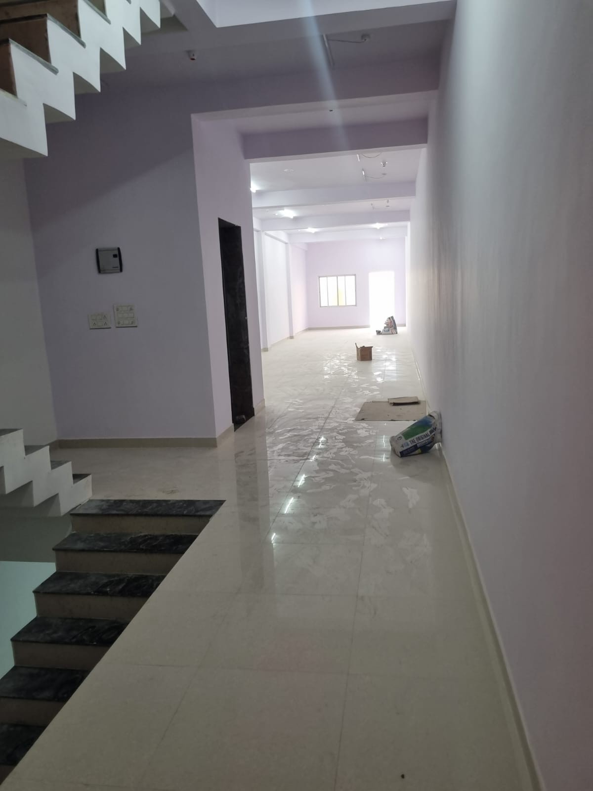 title-building available for rent in prime location-gol bazar jabalpur 3