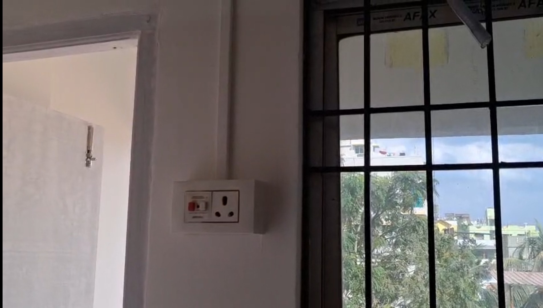 sonarpur mission pally te 3bhk flat available