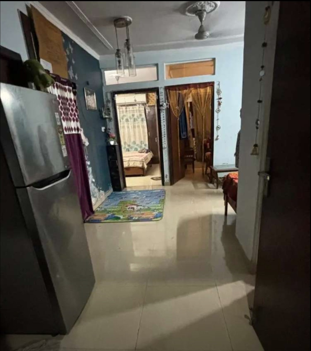 80 Gaj flat 2Bhk